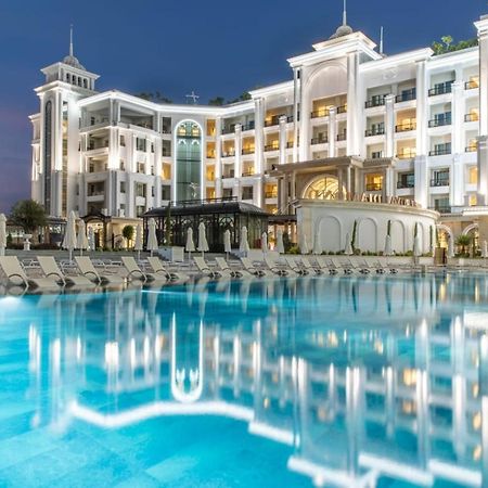 Merit Royal Diamond Hotel & Spa Kyrenia  Exterior photo