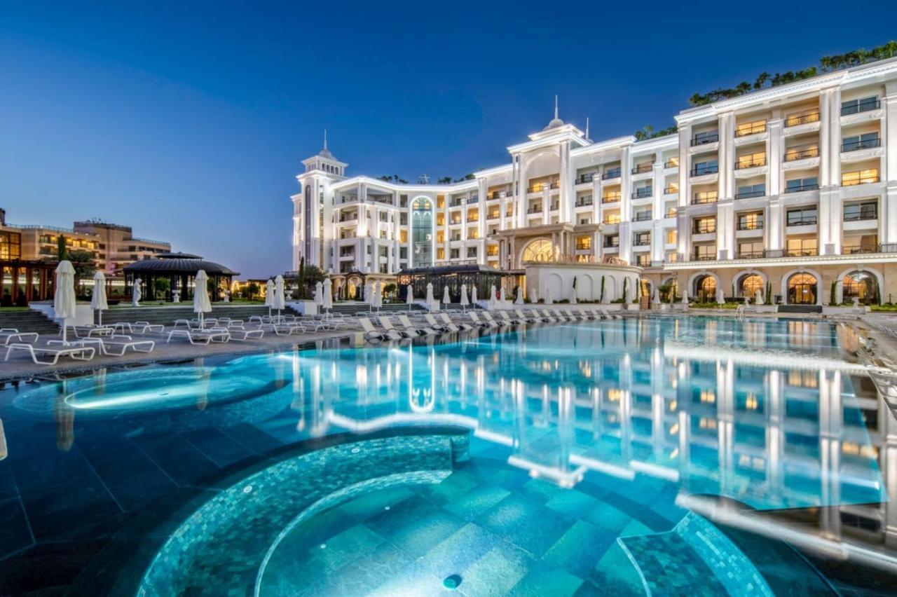 Merit Royal Diamond Hotel & Spa Kyrenia  Exterior photo